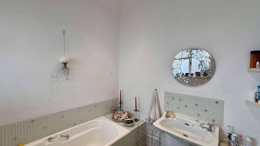 To Let 3 Bedroom Property for Rent in Tokai Western Cape